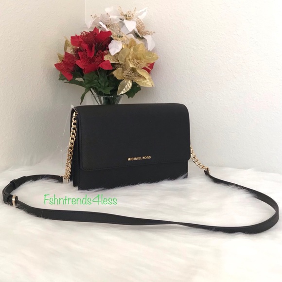 Michael Kors Handbags - ✨SALE✨💞🆕Michael Kors Large Gusset Crossbody💞✨